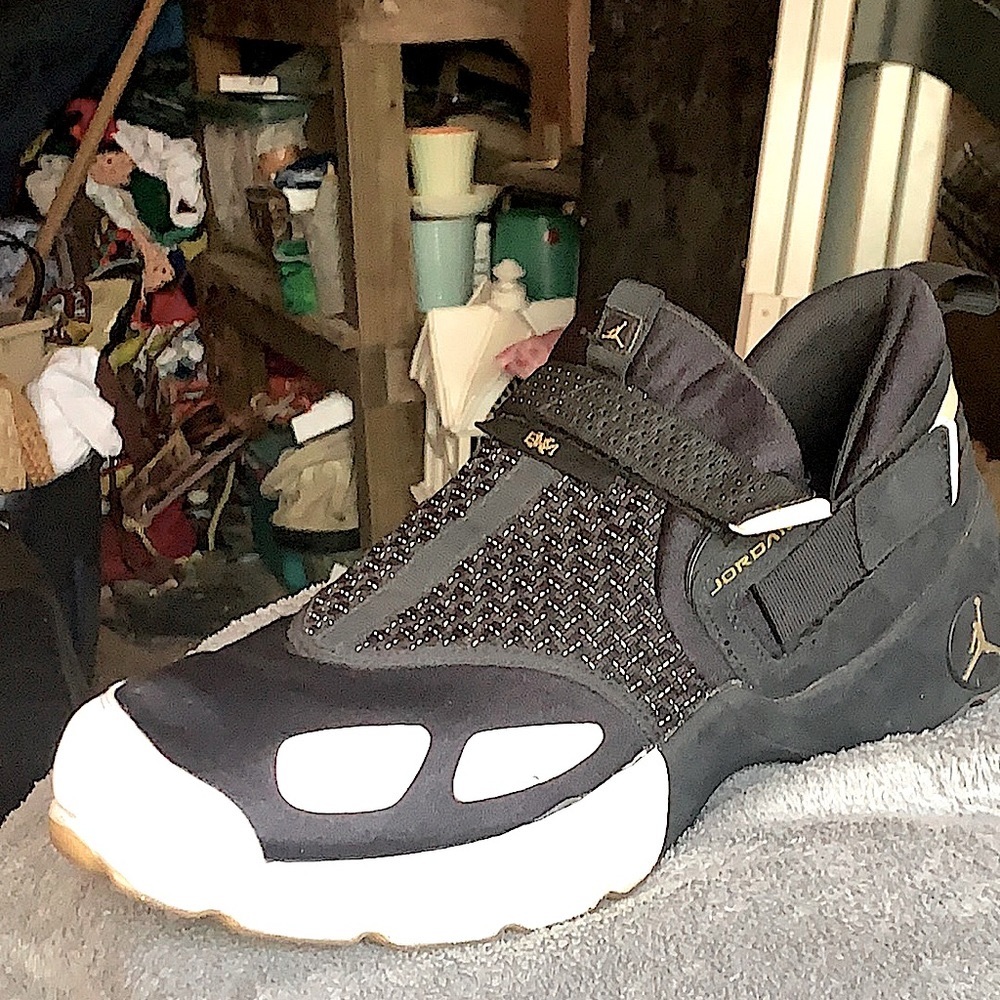 COPY - Jordan Trunner LX BHM (2017) rare find!!!!…